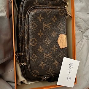 Louis Vuitton Pochette Assessories